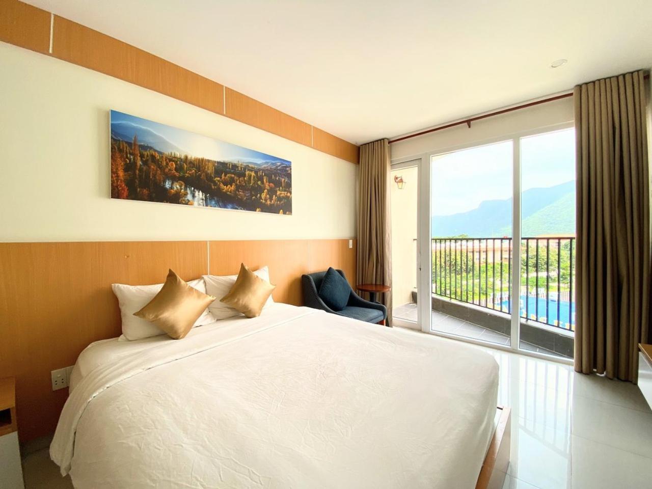 Conson Hotel Chi Khu Co Ong Extérieur photo