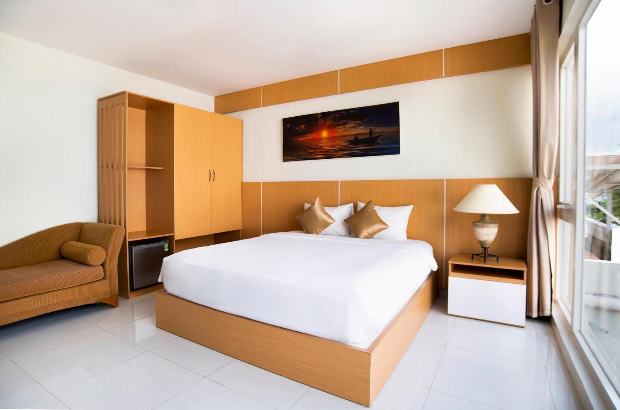 Conson Hotel Chi Khu Co Ong Extérieur photo