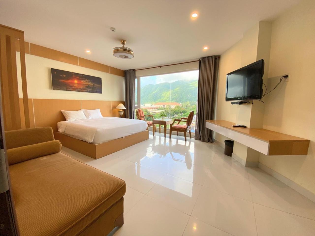 Conson Hotel Chi Khu Co Ong Extérieur photo